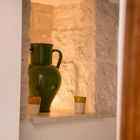 Trullo Manivida לוקורוטונדו